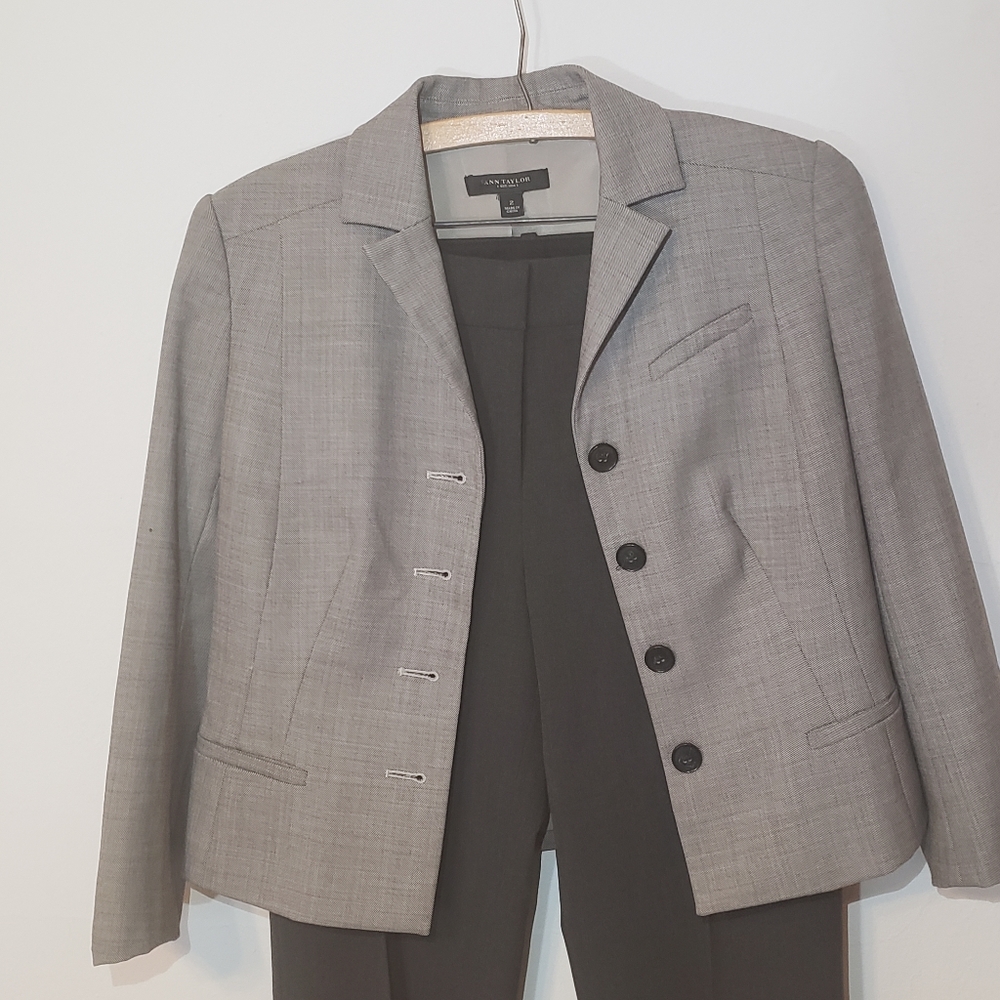 Ann Taylor Suit Set
